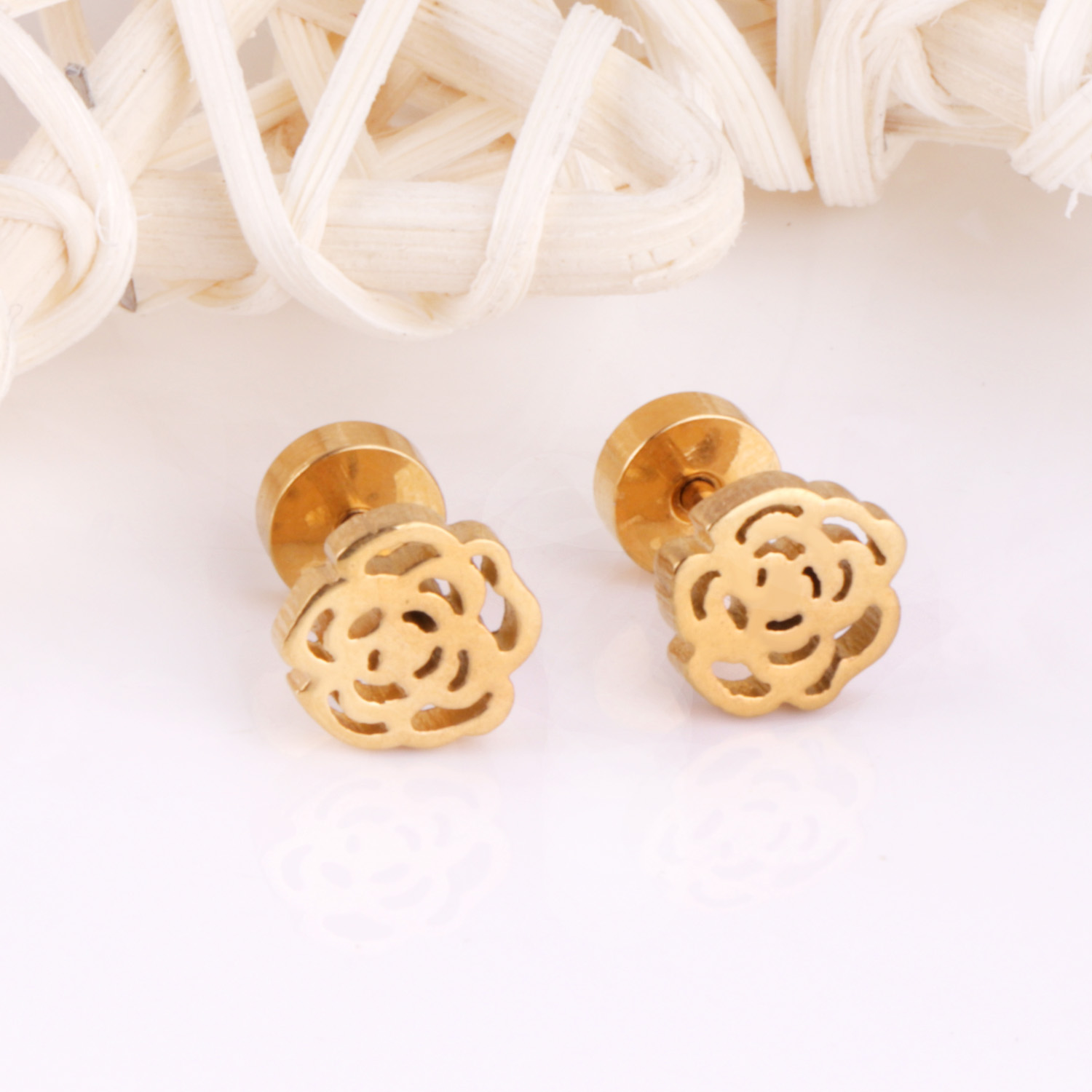 LUXUKISSKIDS, 1 пара, небольши – обзор и цена Body Jewelry Surgical Steel